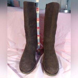 Dockers Suede Leather Low-Heel Boots